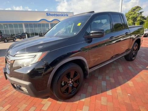 Used 2017 Honda Ridgeline Black Edition image 5
