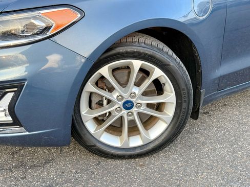 Used 2019 Ford Fusion Energi Titanium image 11