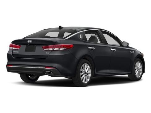 Used 2017 Kia Optima LX w/ Driver Convenience Package FWD image 4