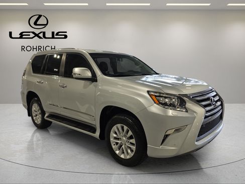 Used 2016 Lexus GX 460 w/ Premium Package AWD/4WD image 8