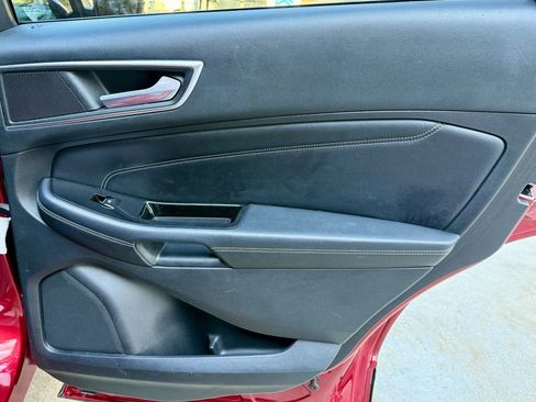 Used 2015 Ford Edge Titanium w/ Equipment Group 302A image 22