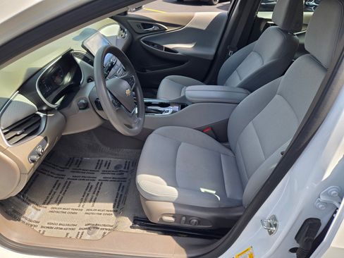 Certified 2025 Chevrolet Malibu LT FWD image 22