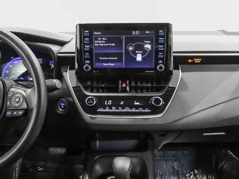 Used 2022 Toyota Corolla LE FWD image 13
