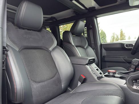 New 2025 Ford Bronco Raptor image 34