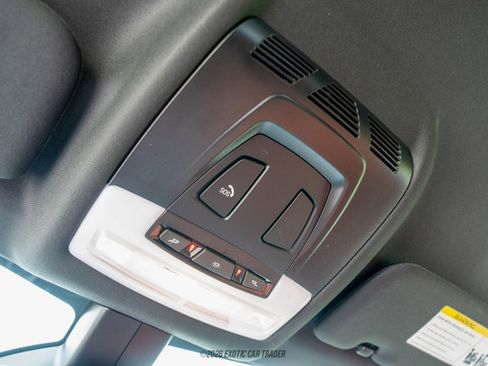 Used 2019 BMW i8 Coupe image 63