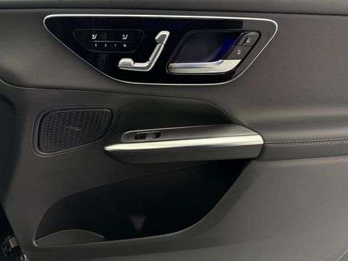 New 2026 Mercedes-Benz GLC 300 image 23