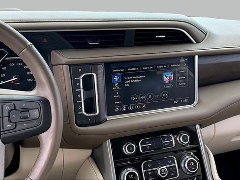 Used 2021 GMC Yukon XL Denali w/ Denali Premium Package RWD image 7