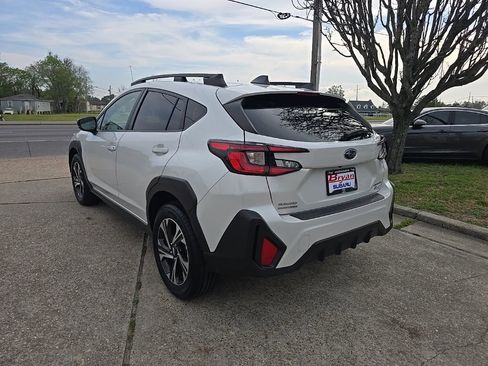 Used 2024 Subaru Crosstrek 2.0i Premium AWD/4WD image 8