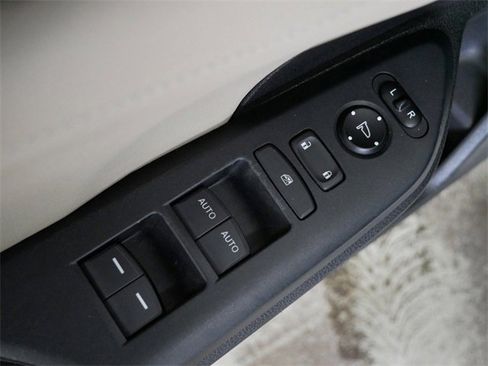 Used 2017 Honda Civic EX-L image 13