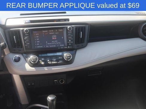 Used 2017 Toyota RAV4 XLE AWD/4WD image 9