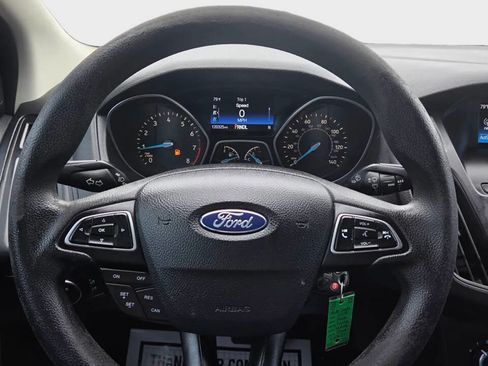 Used 2018 Ford Focus SE image 8