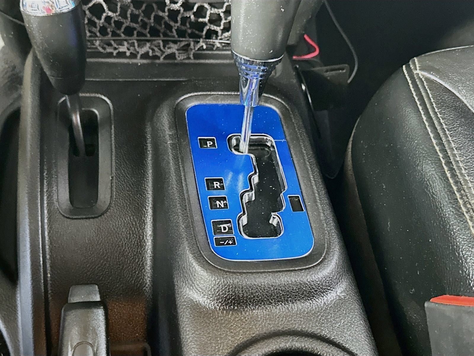 Used 2015 Jeep Wrangler Unlimited Sport AWD/4WD image 14