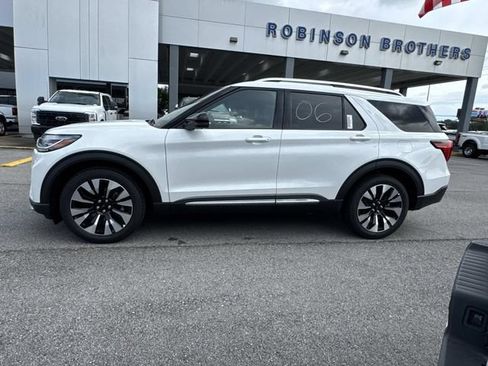 New 2026 Ford Explorer Platinum RWD image 8