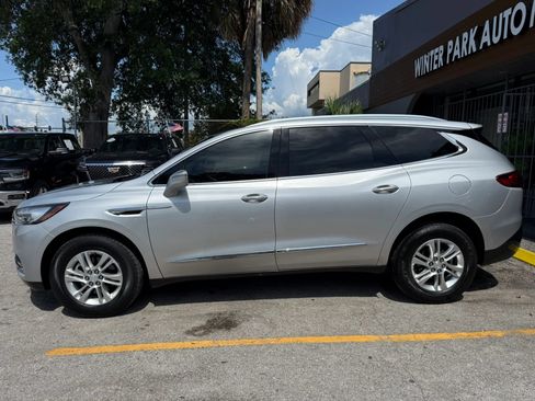 Used 2018 Buick Enclave Essence w/ Trailering Package AWD/4WD image 4