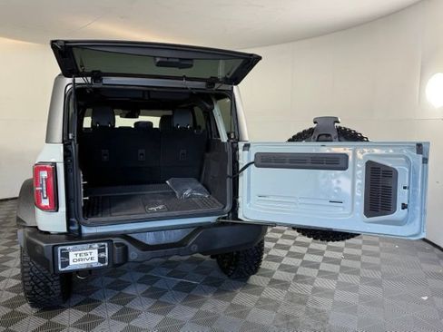 Used 2023 Ford Bronco Wildtrak AWD/4WD image 17