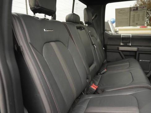 Used 2022 Ford F450 Platinum image 17