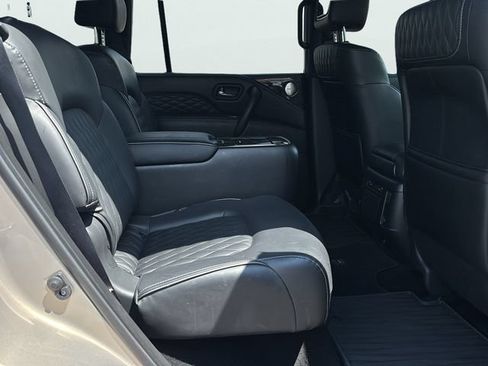Used 2023 INFINITI QX80 Sensory w/ All-Season Package AWD/4WD image 13