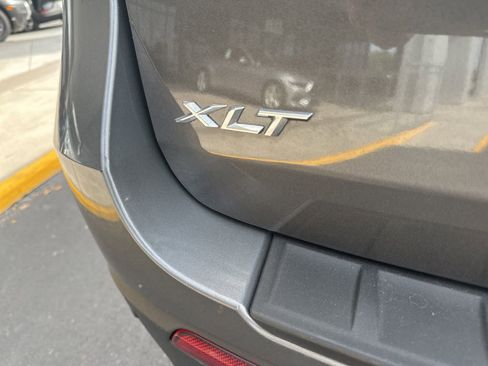 Used 2023 Ford Explorer XLT RWD image 11