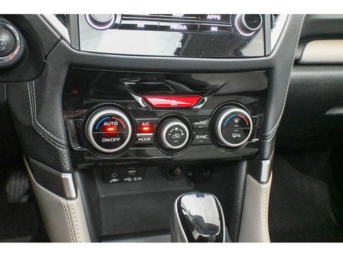 Used 2022 Subaru Forester Limited image 45