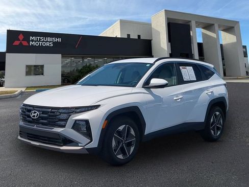 Used 2025 Hyundai Tucson SEL FWD image 1
