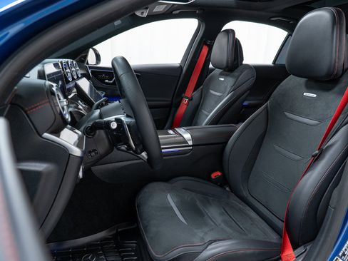 Used 2024 Mercedes-Benz C 43 AMG AMG C 43 4MATIC image 13