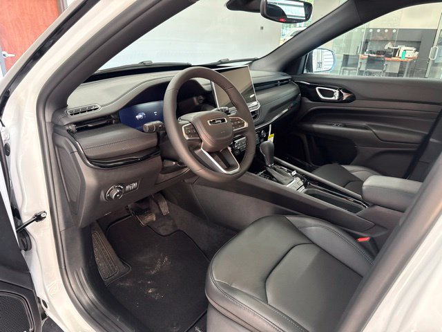 New 2026 Jeep Compass Limited w/ Sun, Sound & Navigation Group AWD/4WD image 26