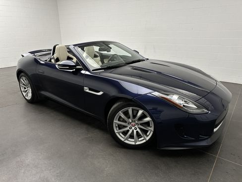 Used 2016 Jaguar F-TYPE Convertible RWD image 40