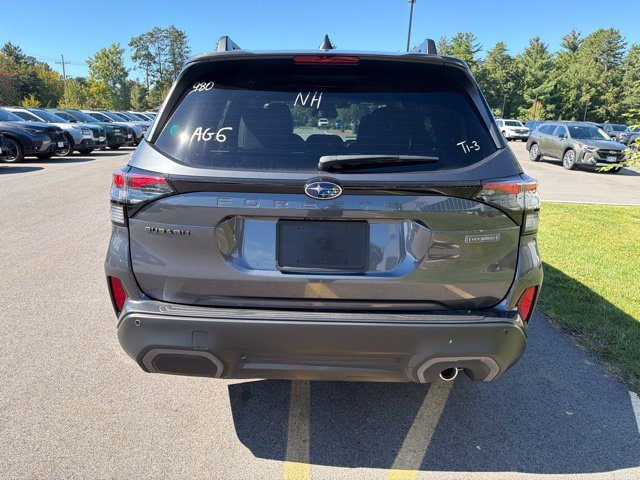 New 2026 Subaru Forester Touring AWD/4WD image 6