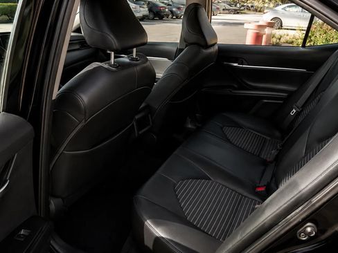Used 2023 Toyota Camry SE w/ Convenience Package FWD image 32