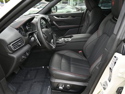 New 2024 Maserati Levante Modena Ultima image 21