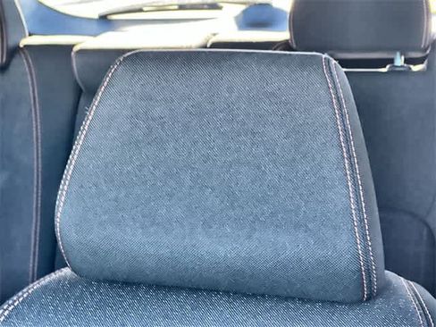 Certified 2025 Honda HR-V Sport image 25