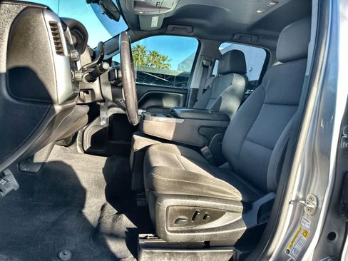 Used 2019 Chevrolet Silverado 1500 LT image 3