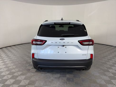 Used 2025 Ford Escape ST-Line Select AWD/4WD image 6