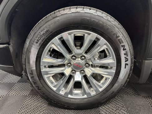 Used 2026 GMC Sierra 1500 Denali w/ Technology Package AWD/4WD image 32