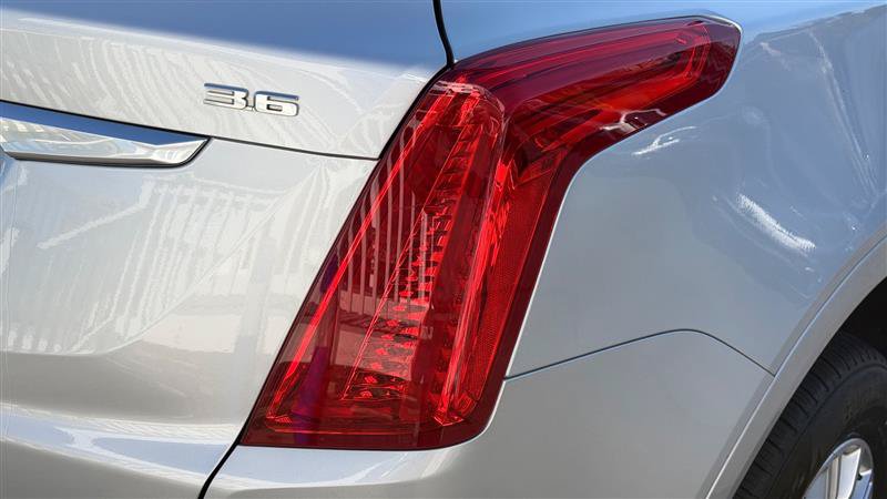Used 2019 Cadillac XT5 FWD image 14