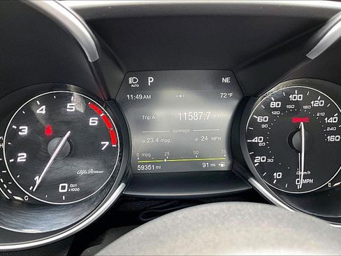 Used 2018 Alfa Romeo Giulia Ti Sport w/ Quick Order Package 22U Sport image 21