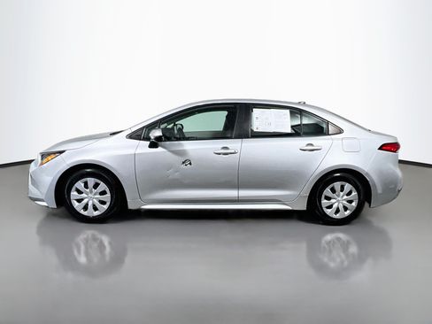 Used 2022 Toyota Corolla L FWD image 9