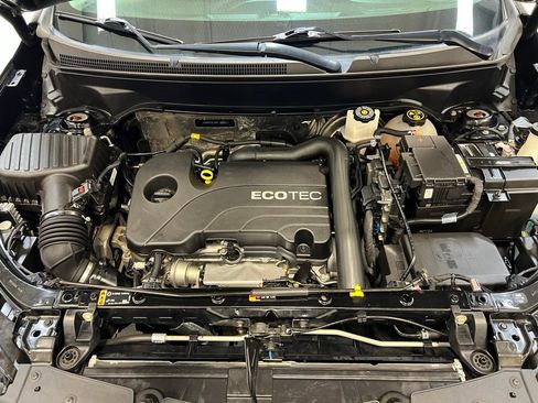 Used 2022 Chevrolet Equinox LT AWD/4WD image 33