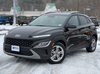 Used 2023 Hyundai Kona SEL video 1
