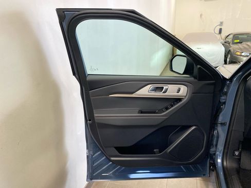 New 2026 Ford Explorer Active w/ Active Comfort Package image 16