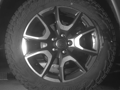 Used 2025 Jeep Compass Trailhawk AWD/4WD image 15