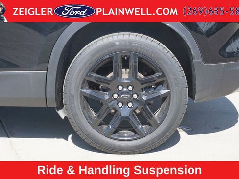 Used 2023 Chevrolet Blazer LT AWD/4WD image 9