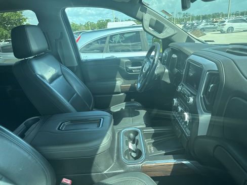 Used 2019 GMC Sierra 1500 SLT w/ SLT Premium Plus Package AWD/4WD image 12