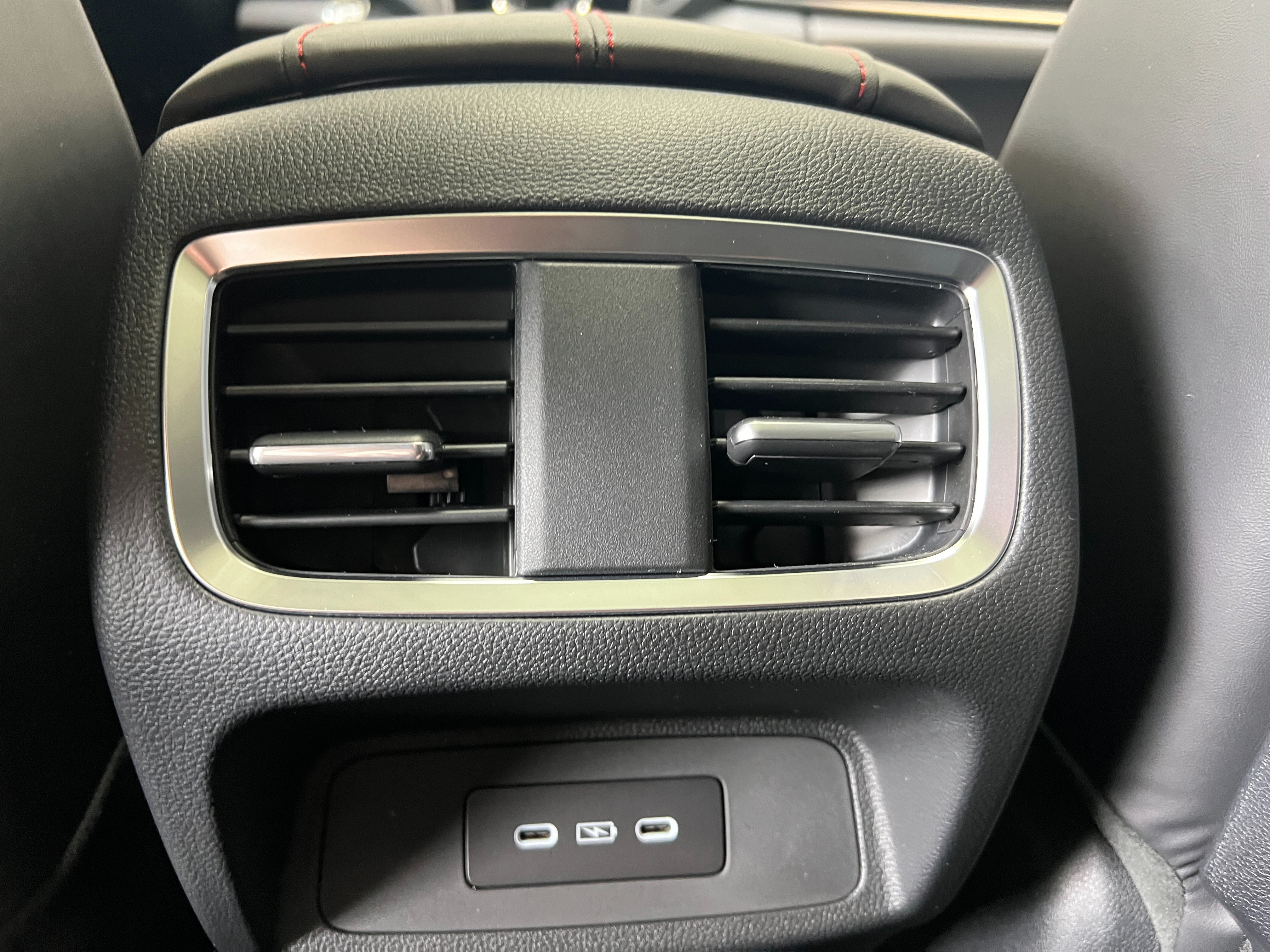 Used 2026 Acura RDX w/ Advance Package AWD/4WD image 32