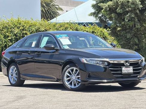 Certified 2022 Honda Accord LX image 2