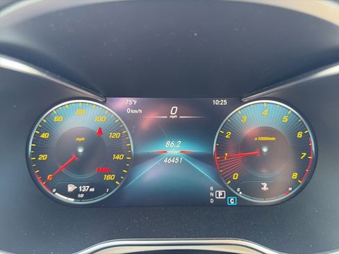 Used 2022 Mercedes-Benz GLC 300 image 7