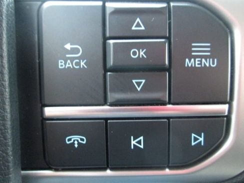 Used 2023 Ford Expedition Max XLT image 34