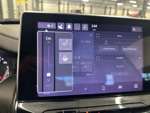 Used 2022 Jeep Compass Trailhawk w/ Trailhawk Convenience Group image 28