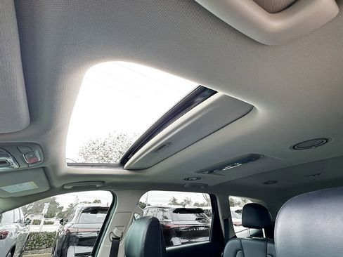 Used 2025 Kia Telluride S image 23