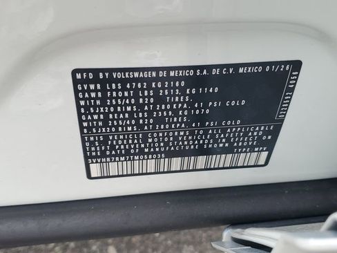 New 2026 Volkswagen Tiguan SE R-Line image 32